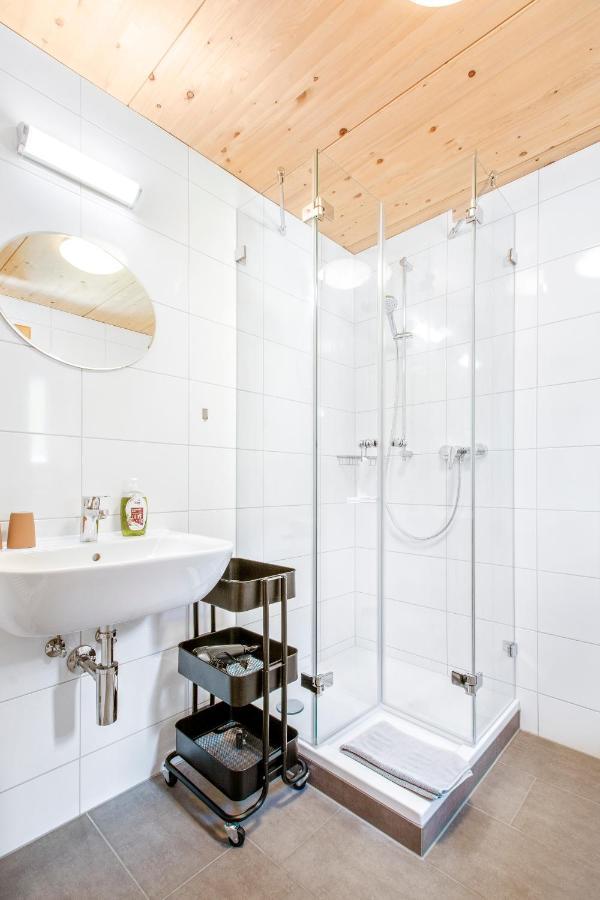 Haus Berghof Bed & Breakfast Schröcken Dış mekan fotoğraf