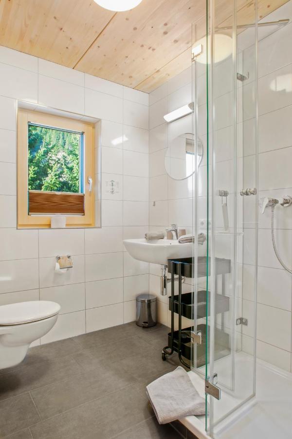 Haus Berghof Bed & Breakfast Schröcken Dış mekan fotoğraf