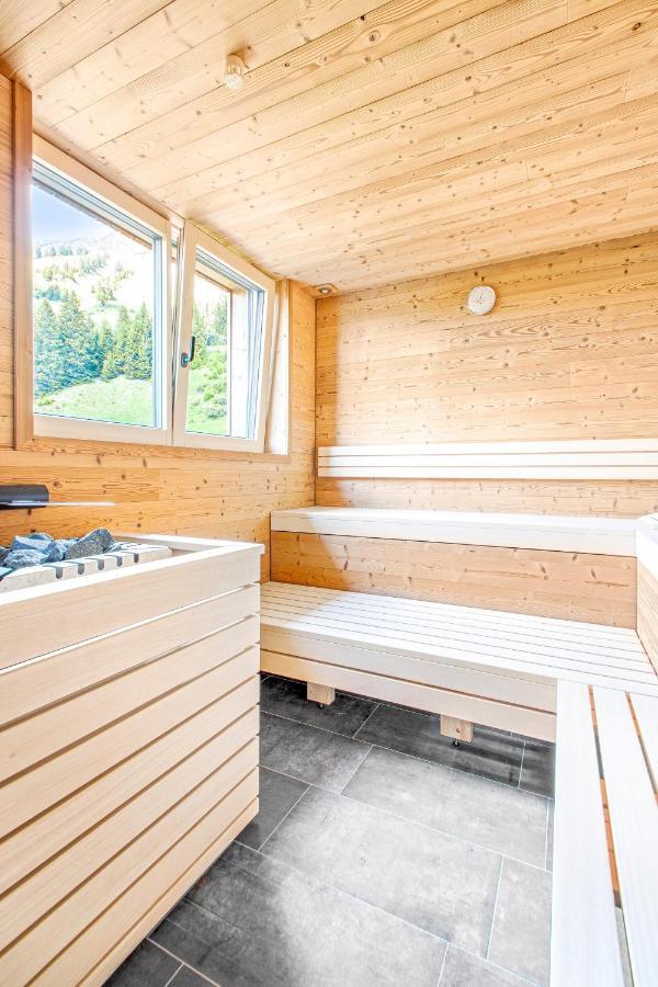 Haus Berghof Bed & Breakfast Schröcken Dış mekan fotoğraf